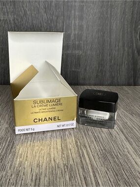 CHANEL Sublimage La Crème Lumière Mini 0.17oz